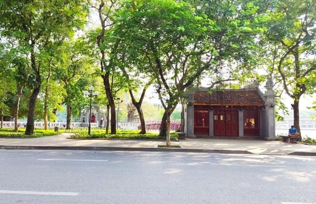 Hanoi pedestrian streets